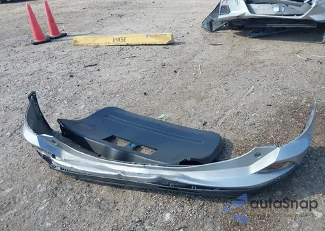 2017 Toyota Rav4 Le z USA, uszkodzony, nr VIN 2T3ZFREV3HW335310